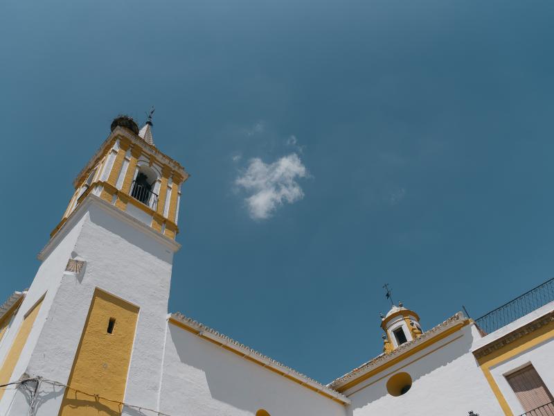 Carrión de los Céspedes. Iglesia Parroquial de San Martín. Campanario