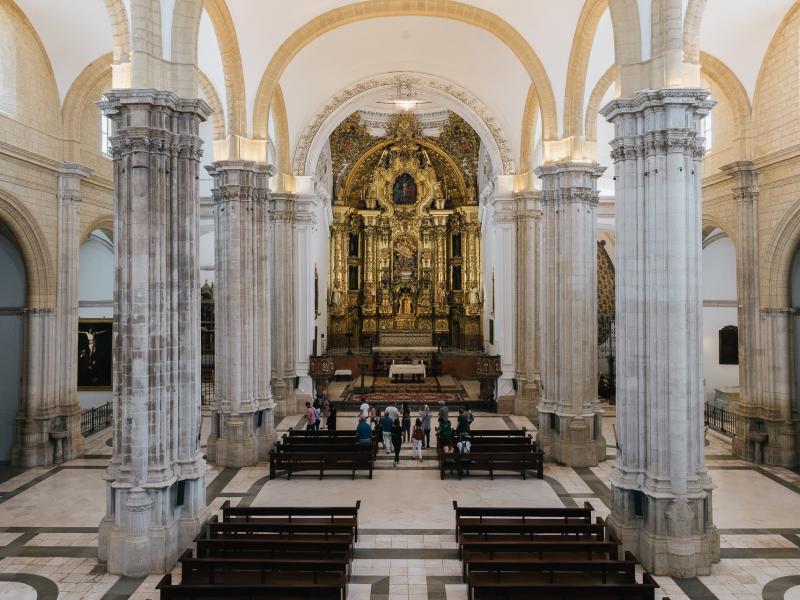 Osuna-Nave central del interior de la Colegiata de Nuestra Señora de la Asunción