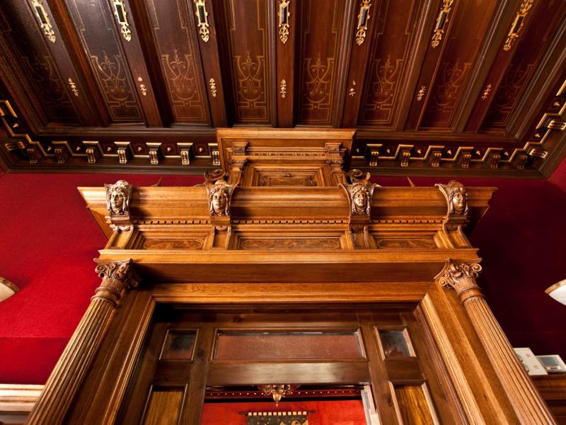 Utrera. Artesonado de madera del interior del Palacio de Vistahermosa