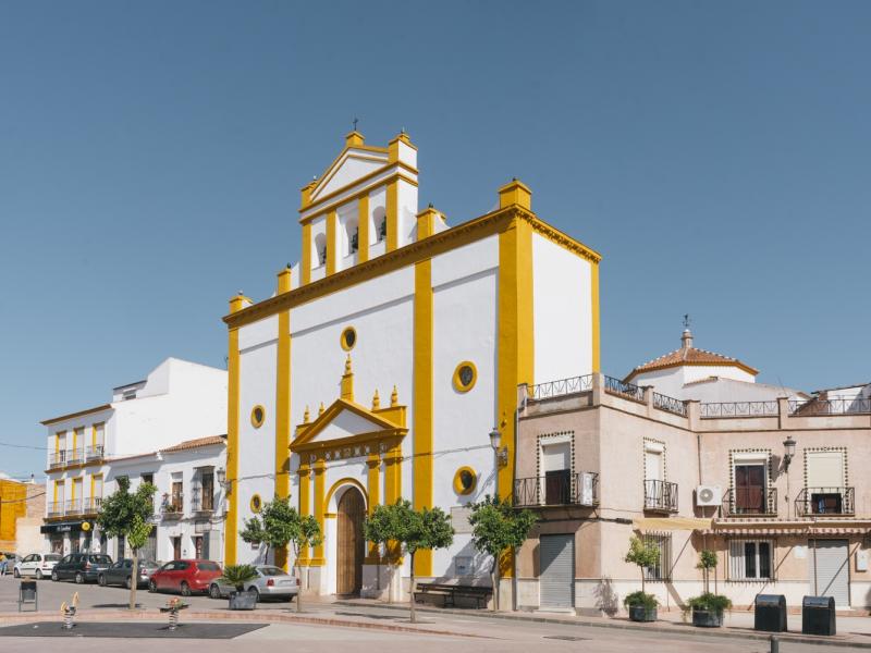 Los Corrales-Iglesia de Santiago Apóstolv