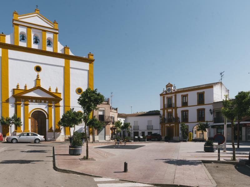 Los Corrales-Iglesia de Santiago Apóstol