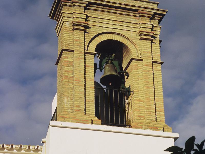 Villanueva de San Juan. Espadaña de la Iglesia Parroquial San Juan Bautista