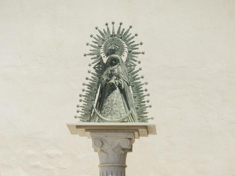 Bollullos de la Mitación. Monumento a la Virgen del Rocío