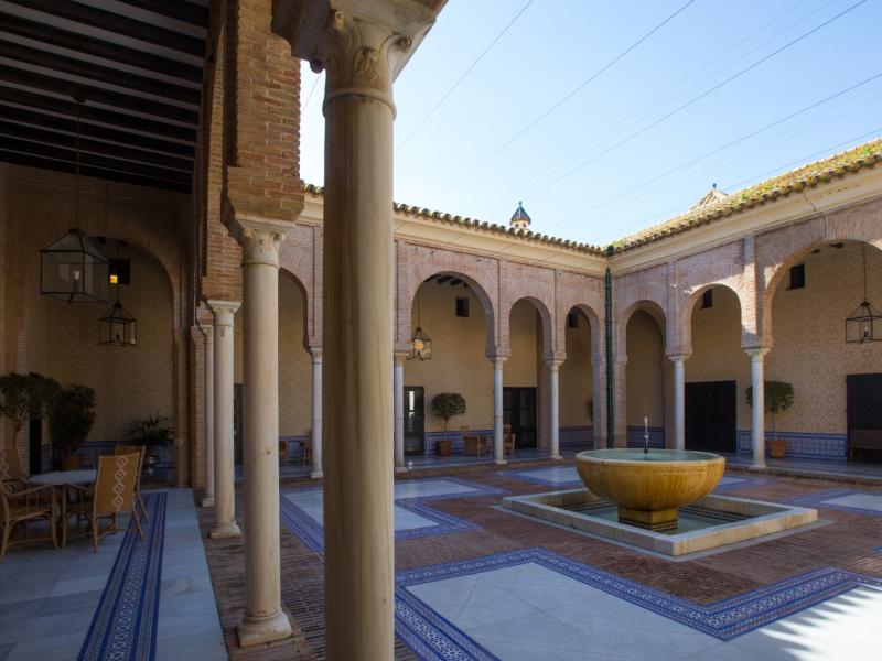 Alcázar del Rey Don Pedro