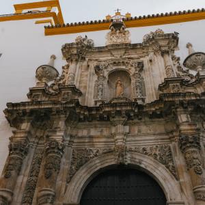 Morón de la Frontera. Fachada barroca de la Iglesia San Ignacio de Loyola