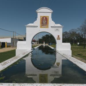 Castilblanco de los Arroyos. Fuente con imagen de San Benito