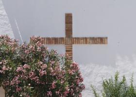 Algámitas-Cruz de la Iglesia del Dulce Nombre de Jesús